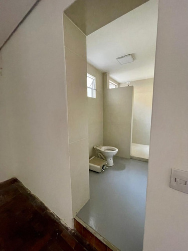 Apartamento Grande, Com Pátios
