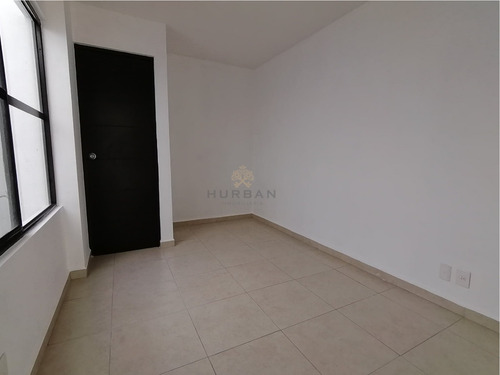 Imagen 22 de 28 de Hurban Renta Casa, Recién Pintada, De Dos Plantas Al Sur En