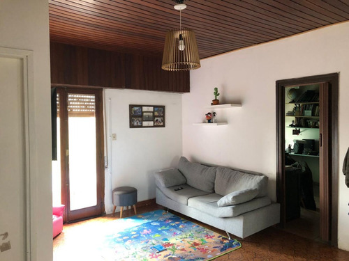 Casa Con Local Calle 140 Entre 54 Y 55