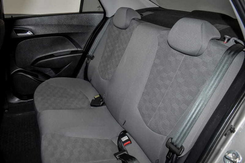 Imagem 11 de 15 de Hyundai Hb20s 1.6 Comfort Plus 16v