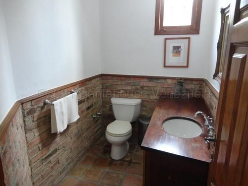 Imagen 12 de 19 de Impecable Y Actualizada Casa En Venta La Lagunita Country Club Mls #21-18710