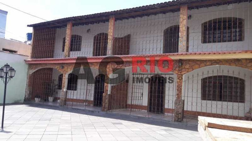 Casa De Rua-à Venda-bangu-rio De Janeiro - Vvca20022