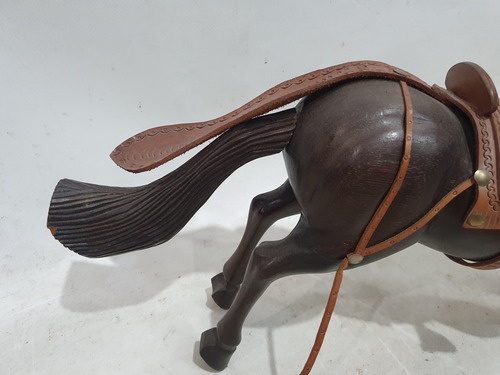 Caballo En Madera Y Cuero 53 Cms C 33353 Marrón Claro (Usado)