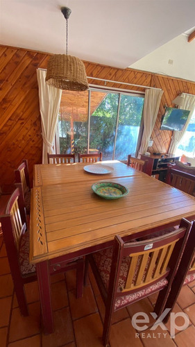 Vendo Casa 5d 3b A 50 Metros De La Playa Grande De Licán Ray
