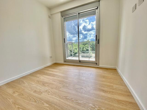 Imagen 8 de 27 de 1 Dormitorio Frente 1º De Mayo Esq. Cerrito