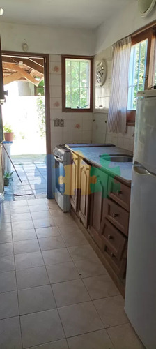 Casa En Venta En Altos De Pinares Con Excelente Terreno - Ref : Eqp5815