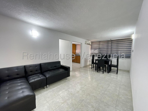 Apartamento En Alquiler En Urbanización Privada Narayola La Morita Amoblado Piso Bajo Listo Para Mudarse Nela 25-17684