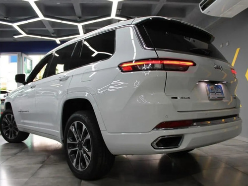 Imagen 4 de 4 de Jeep Grand Cherokee Overland 2023