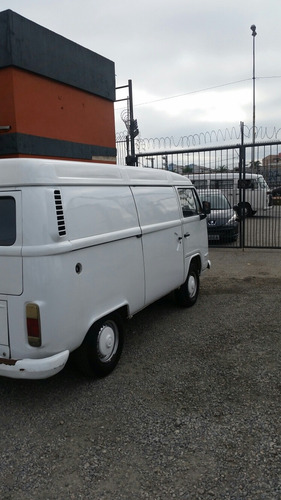 Volkswagen Kombi 1.6 Ano 2005 Furgão