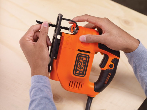 Sierra Caladora Black Decker 550w Ks701 Corte En Ángulo 45°