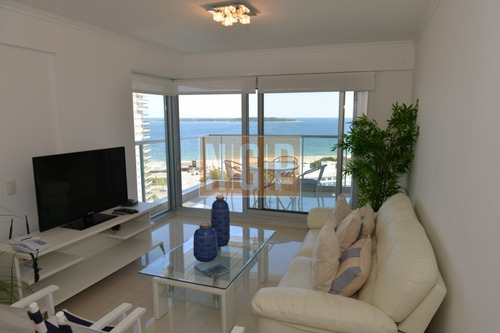 Apartamento Con Vista Espectacular, Y Con Todos Los Servicios!! -ref:15729