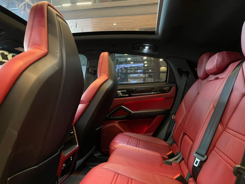 Porsche Cayenne 3.0 V6 E-HYBRID COUPÉ AWD TIPTRONIC S
