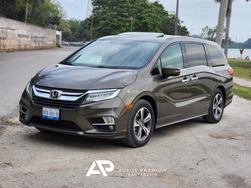 Honda Odyssey Touring