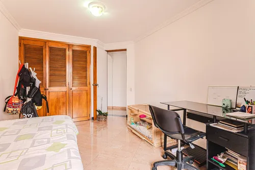 Apartamento En Venta En Laureles. Cod V23515