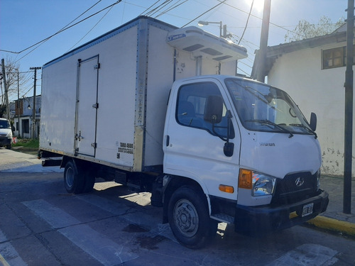 Camion Hyundai Hd78 Se Vende Con Trabajo Cuenta Con E/frio