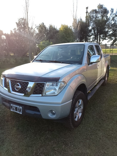 Nissan Frontier 2.5 Le Cab Doble 4x4 Tap. Cuero