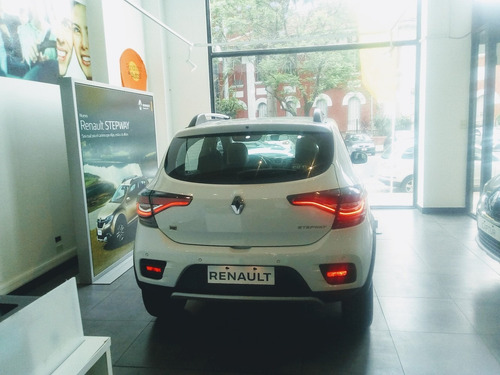 Renault Sandero Stepway Intense 1.6 Tasa 9.9% Permuta (mb)