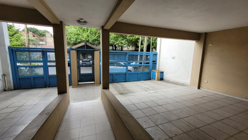 Venta De Edificio Sobre Calle Alem Al 700, Morón