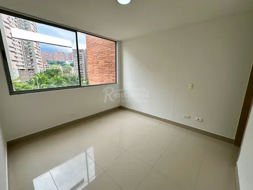 Apartamento En Arriendo En Cumbres. Cod A776034