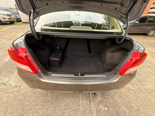 Suzuki Swift 1.2 Dzire At