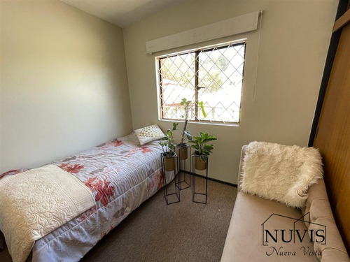 Casa En Venta De 4 Dorm. En Quilpué