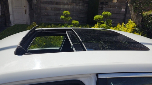 Imagen 8 de 12 de Chrysler 300c 2013 3.6l V6 24v Vvt