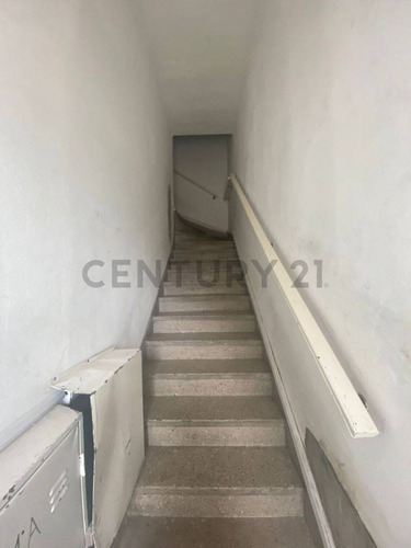 Venta Ph En La Plata 19 E 32 Y 33