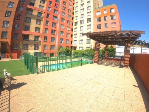 Imagen 2 de 16 de Departamento En Venta De 2 Dorm. En Santiago
