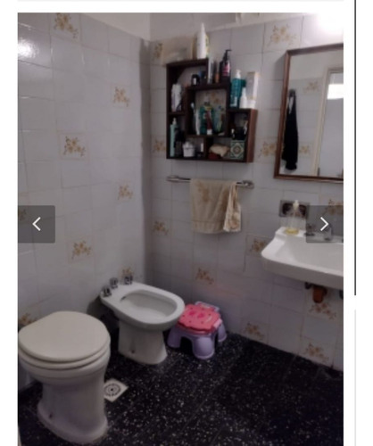Casa De 8,66 X 38,51 En Villa Del Parque