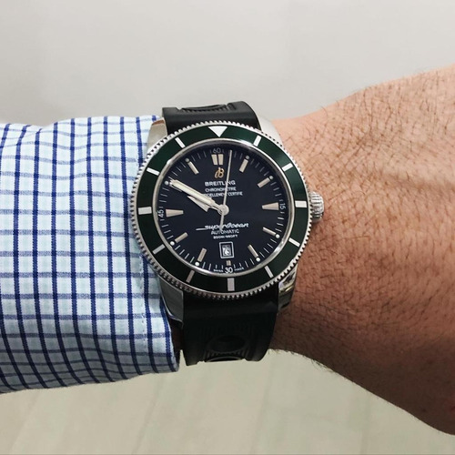 Breitling Superocean Heritage 46 Green Bezel Automático