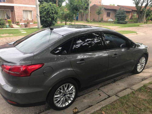 Ford Focus Iii 2.0 Sedan Se Plus Mt 2017
