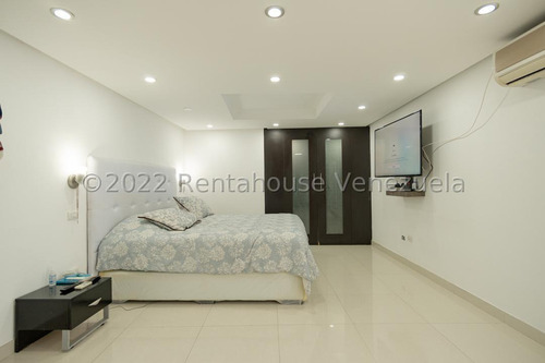 Apartamento En Venta Colinas De Valle Arriba Mls #23-2716