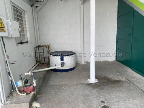 Jean Pavon Tiene Excelente Local Galpón En Alquiler En El Este De Barquisimeto Lara 1 1 9 2 4