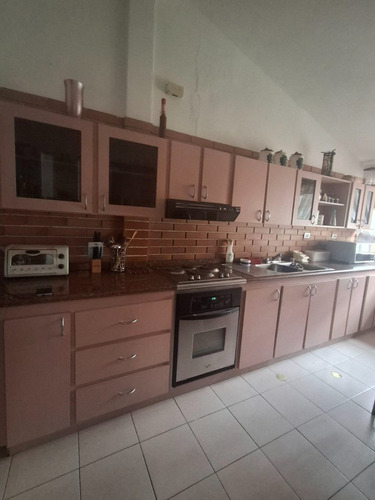 En Venta Casa En El Pueblo De San Antonio