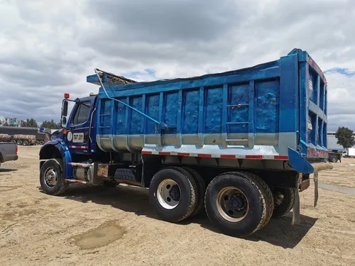 Freightliner M2 112