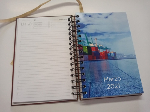 Agenda Diaria 2021 - Personalizada Con Logotipo Y Textos.