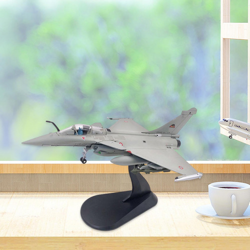 Modelo De Avión A Escala 1:100, Modelo De Avión De Ataque