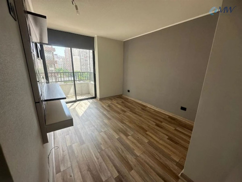 Amplio Departamento En Venta De 2d 2b. En Santiago