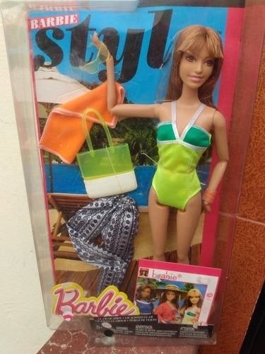 Barbie Style Castaña *rara*