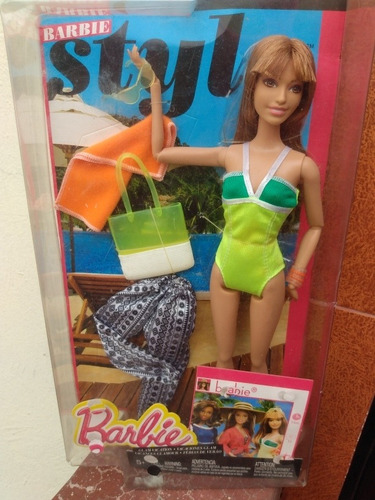 Barbie Style Castaña *rara* (Usado)