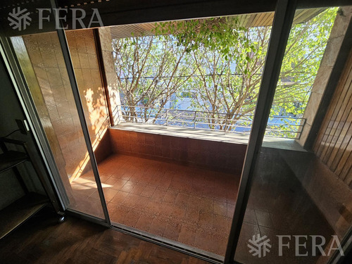 Venta De Casa De 4 Ambientes Con Cochera Y Quincho En Piñeyro