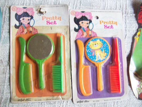 Juguete Vintage . Juego De Tocador Y Peluquería Para Niñas.
