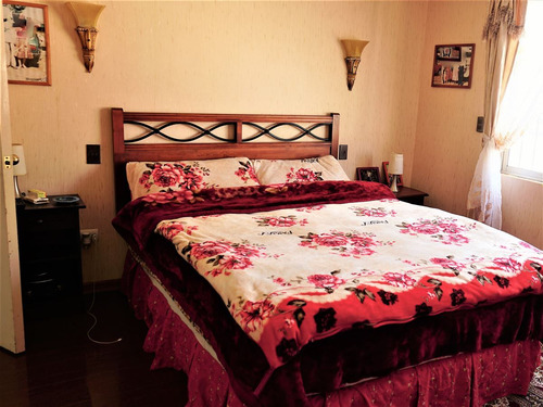 Casa En Venta De 4d 3b, En La Calera. Región De Valparaíso.
