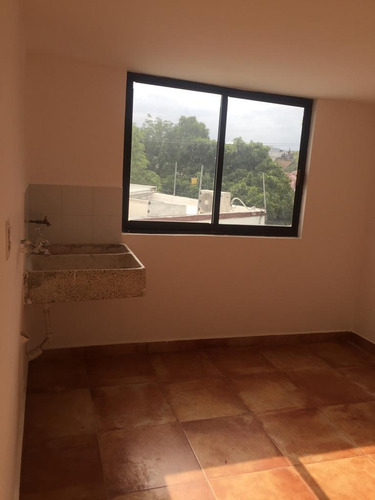 Imagen 5 de 10 de Venta Casa Remodelada Ampl. Los Alpes Águilas Cas_2531 Yi