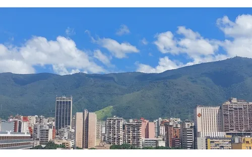 Apto Av Lecuna 73mts En Venta