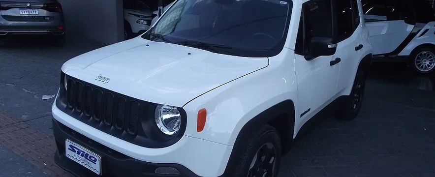Jeep Renegade 1.8 Flex Aut. 5p