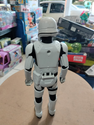 Figura De Acción Stormtrooper Básico Star Wars (Usado)