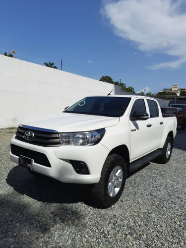Imagen 5 de 12 de Toyota Hilux 2.7