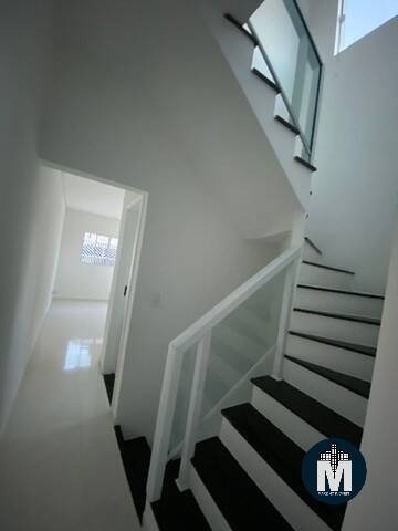 Imagem 2 de 15 de Casa Á Venda 4 Quartos, Suíte, Garagem Para 2 Carros - Santana De Parnaíba - Lm422