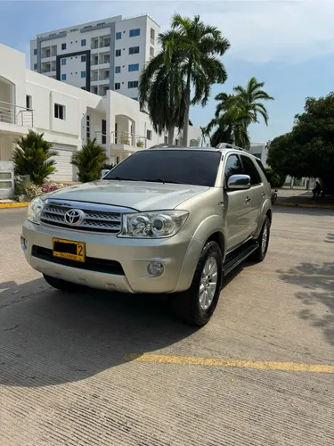 Toyota Fortuner 2.7l 4x2